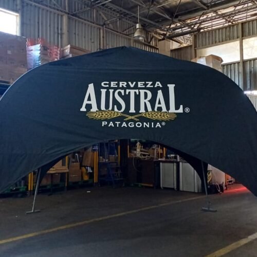 Toldo publicitario tipo iglú para cerveza Austral