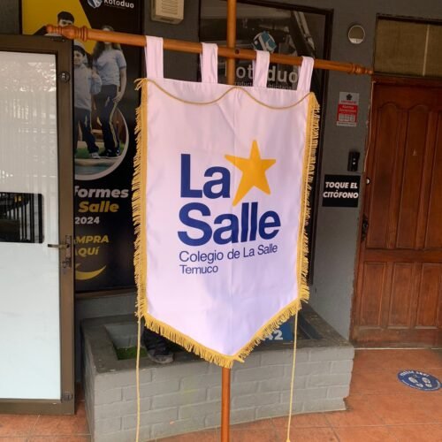 Estandarte ceremonial Escuela La Salle