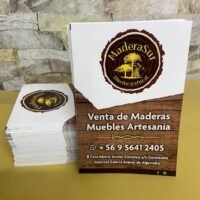 Folletos de MaderaSur: calidad y tradición en muebles artesanales de madera.